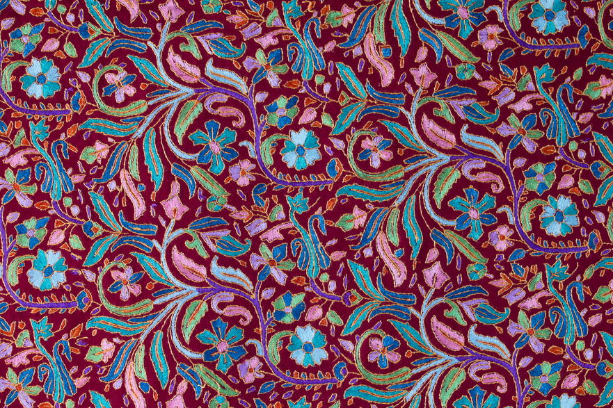 Traditional paisley pattern cashmere pashmina sample